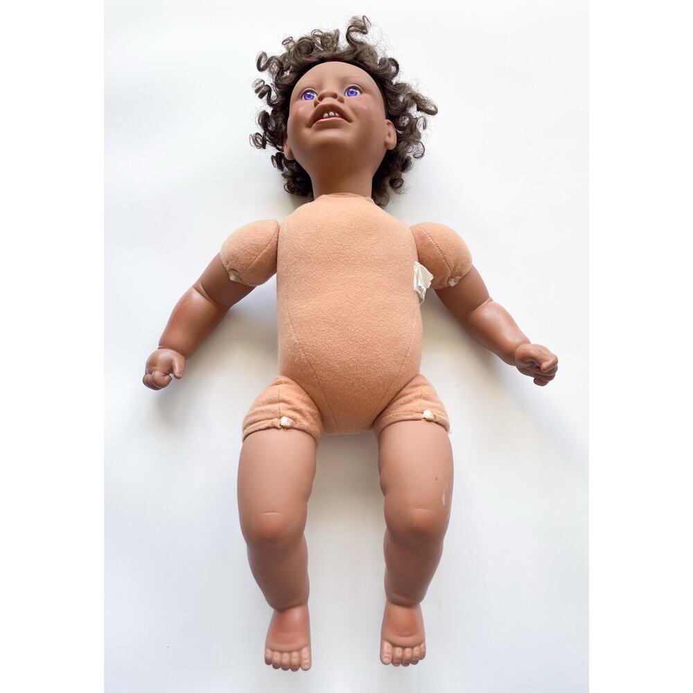 Vintage Lee Middleton 1983 20” Vinyl & Cloth Doll “Amanda” Purple Eyes